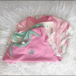 4 bodysuits newborn